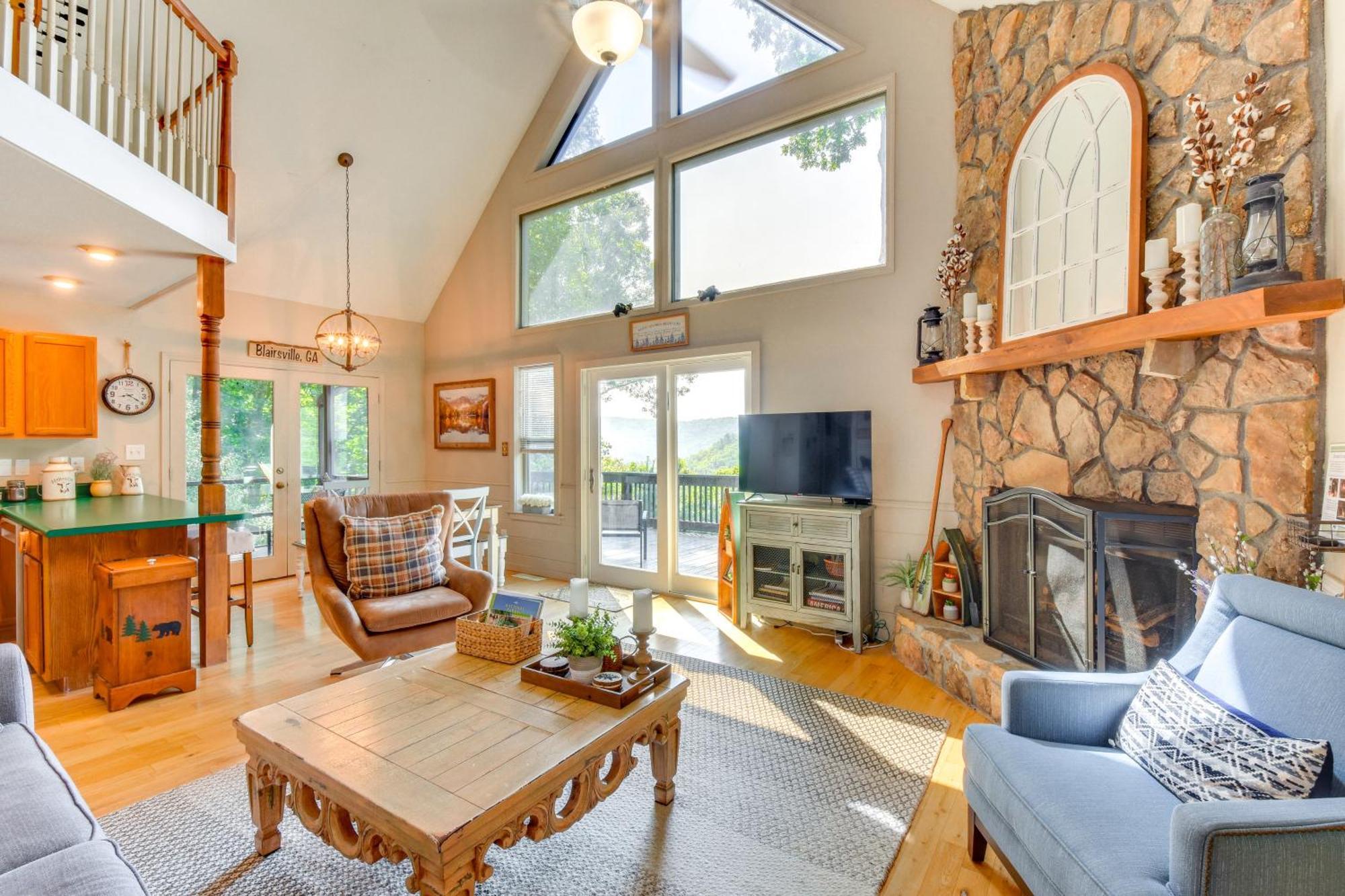 Mountain Cabin With Hot Tub And Fire Pit! Blairsville Eksteriør bilde